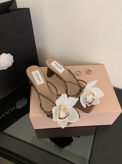 French-style Detachable Flower Flip-toe Sandals