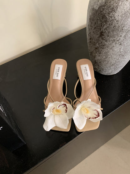 French-style Detachable Flower Flip-toe Sandals