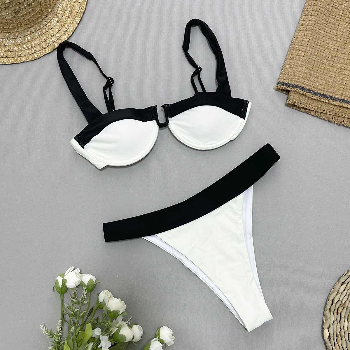 Ring Accent Bikini