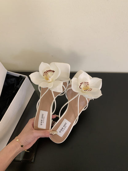 French-style Detachable Flower Flip-toe Sandals